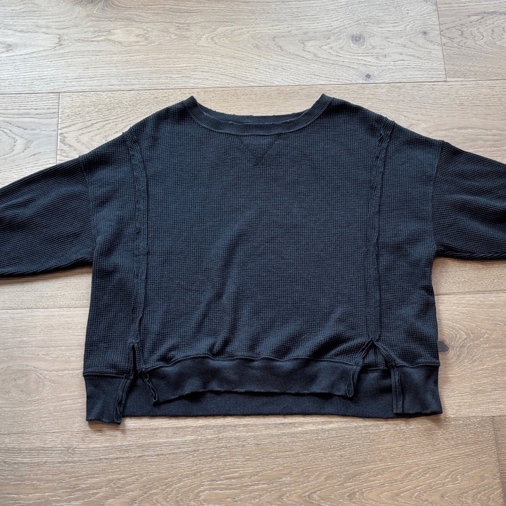 American Eagle Outfitters Black Crew Neck Sweater